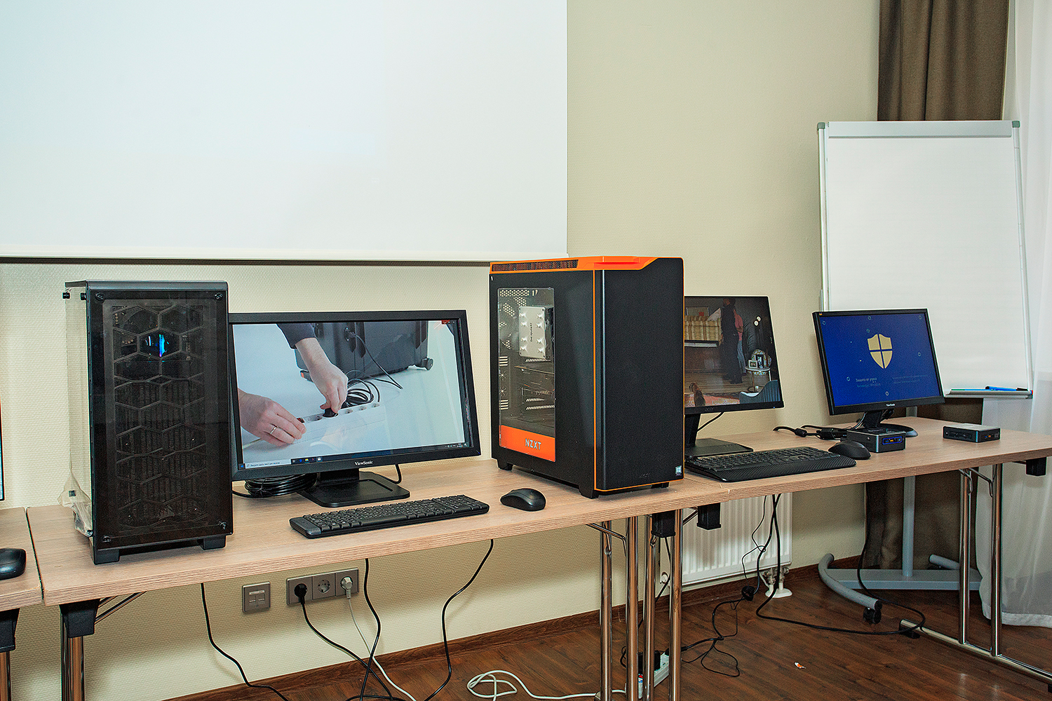 Состоялся Второй Санкт-Петербургский форум ИТ-профессионалов X-Com Состоялся Второй Санкт-Петербургский форум ИТ-профессионалов X-Com