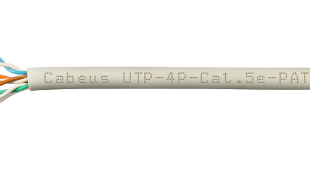 Что лучше для офисного интернета: оптоволокно или витая пара